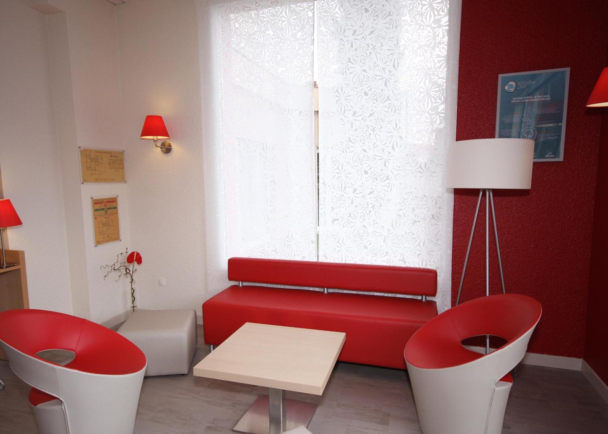 Ibis Clermont Ferrand Sud Herbet Eksteriør billede
